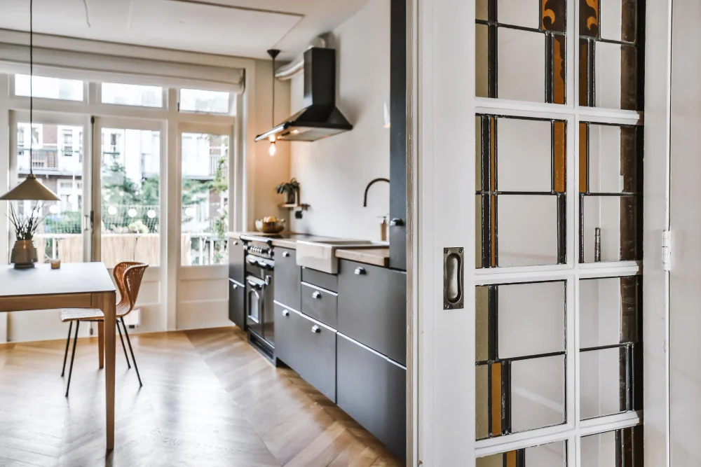 Como fazer decoração de cozinha pequena? 1 decoração de cozinha pequena