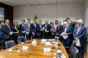 Luckin Coffee Assina Memorando para Aquisição de Grãos de Café Brasileiros no Valor de Bilhões de Yuan, Fortalecendo a Colaboração Sino-Brasileira na Indústria Cafeeira 38 Luckin Coffee Assina Memorando para Aquisição de Grãos de Café Brasileiros no Valor de Bilhões de Yuan, Fortalecendo a Colaboração Sino-Brasileira na Indústria Cafeeira 32